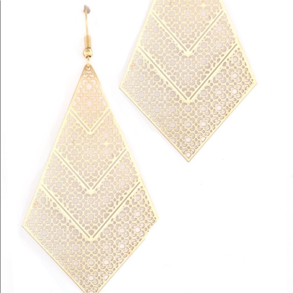 🍁Trendy Triangular Drop Earrings